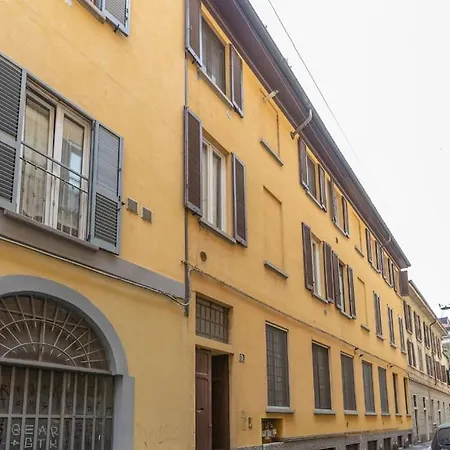 Loft Sui Navigli Apartment